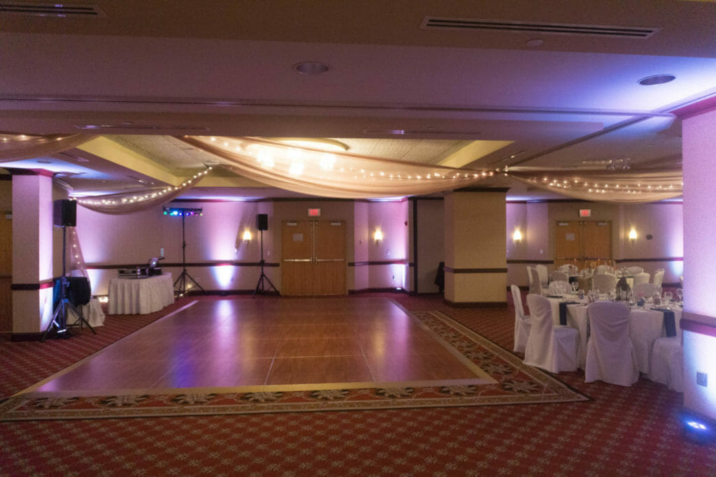 crowne plaza minneapolis wedding dj 16