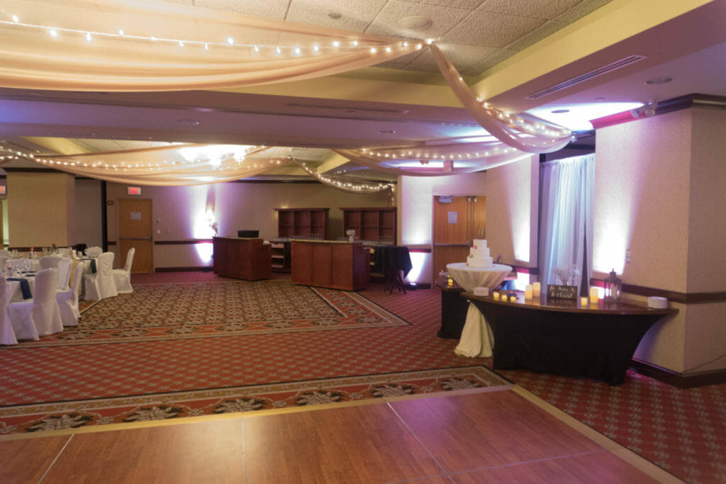 crowne plaza minneapolis wedding dj 6