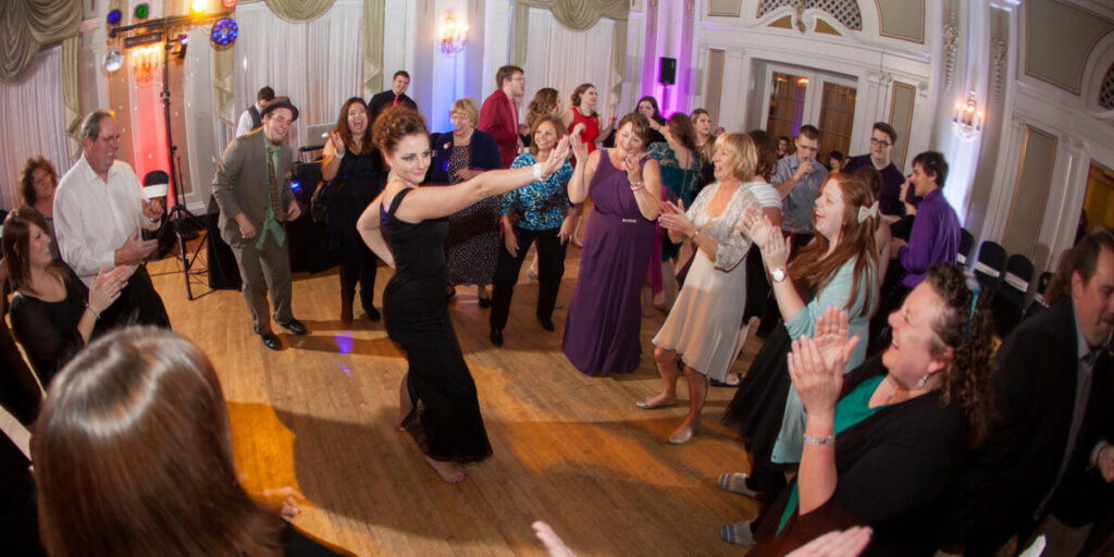 fun wedding dj dance party